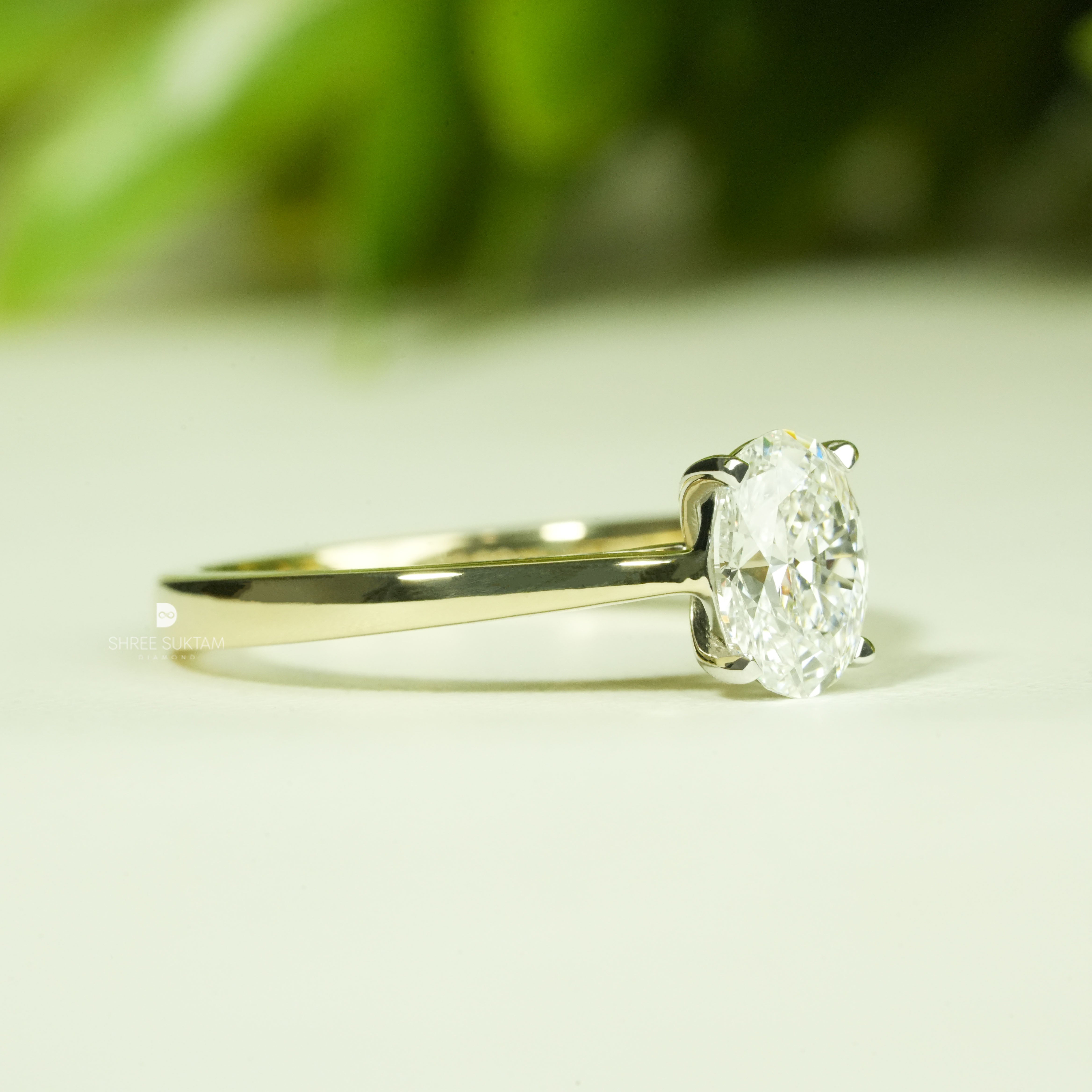 Oval Brilliant Diamond Classic Fine Jewelry Design For Engagement Ring
