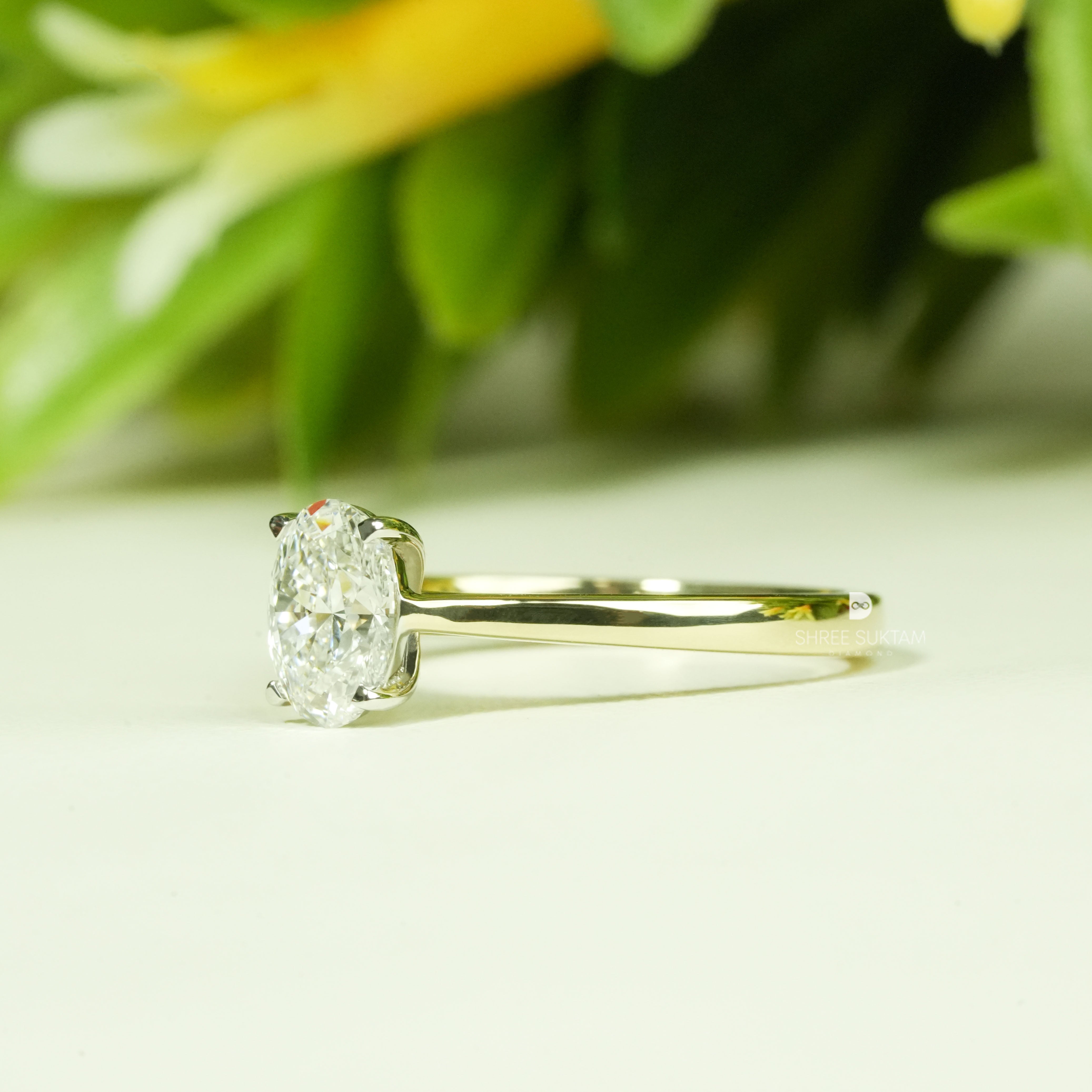 Oval Brilliant Diamond Classic Fine Jewelry Design For Engagement Ring