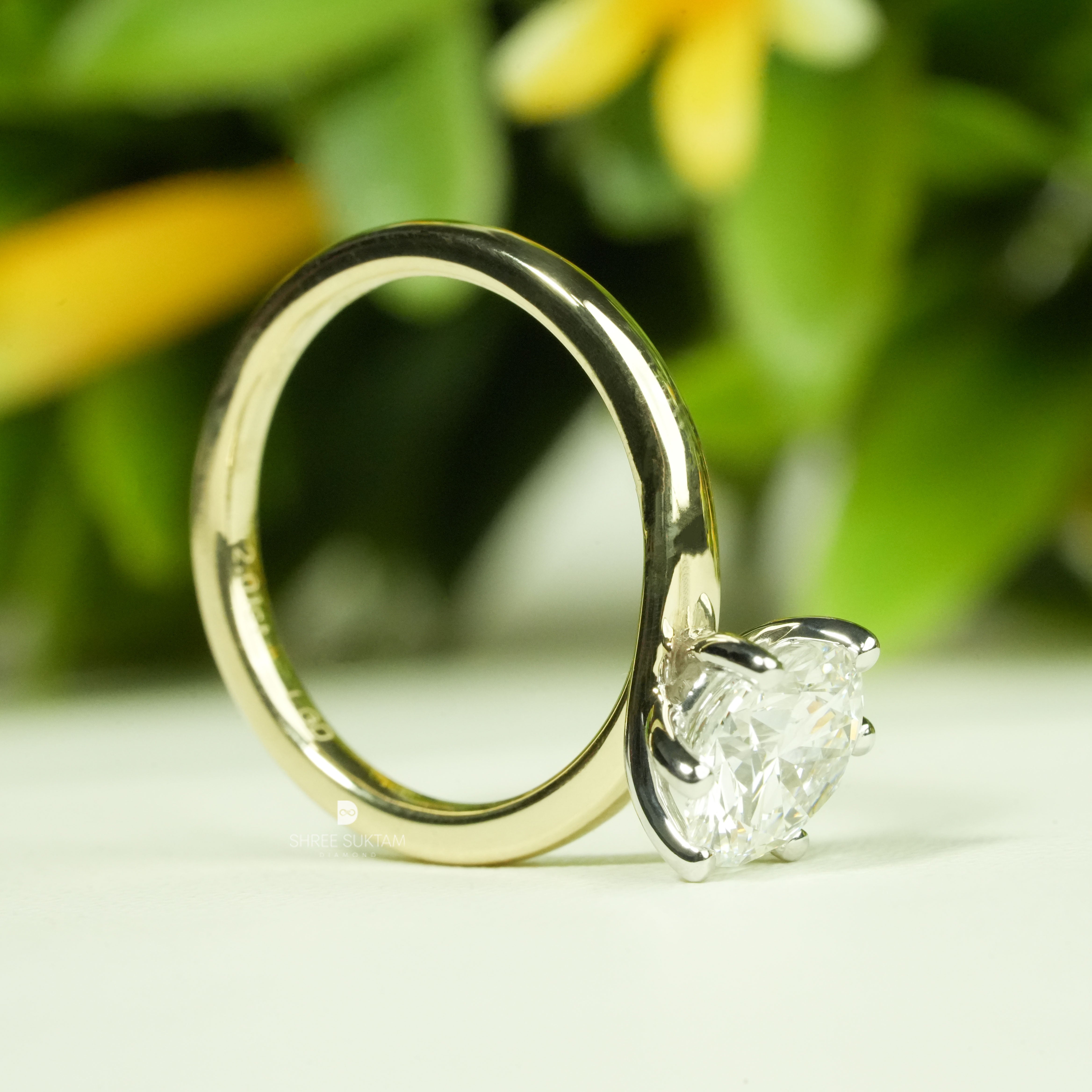 Round Lab Grown Diamond Ring minimalist Diamond Ring Dainty Diamond Ring