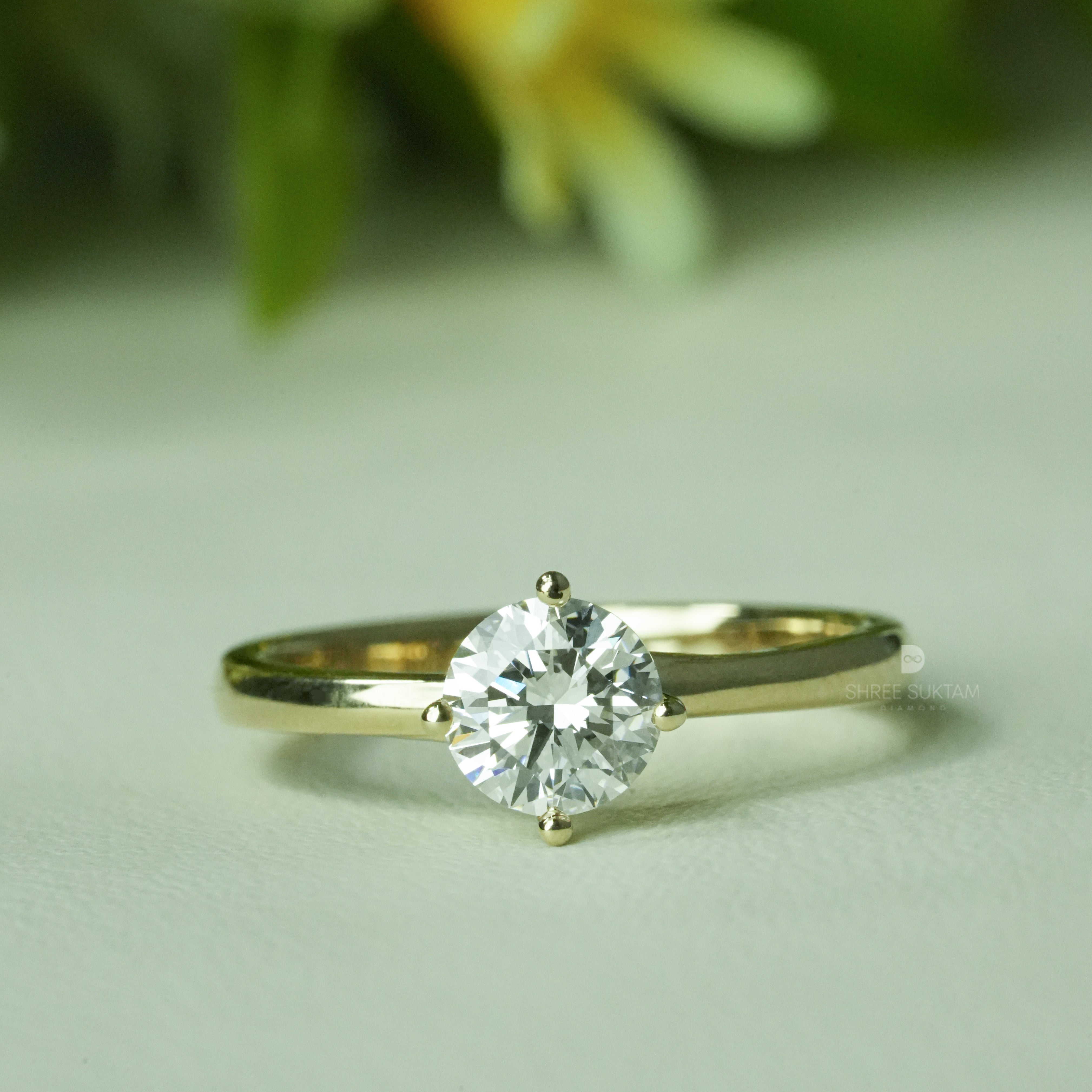 round diamond engagement ring, solitaire diamond ring, yellow gold diamond ring, minimalist engagement ring, classic proposal ring