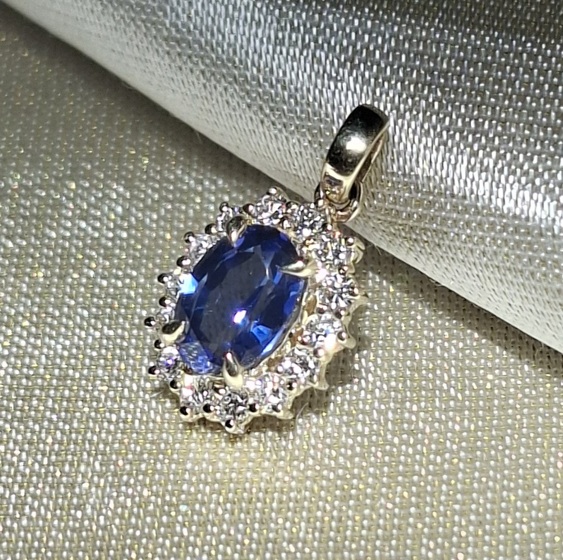Oval Blue Sapphire Halo Pendant Necklace September Birthstone Gold Sapphire Charm Gift for Her lab grown diamond handmade jewelry
