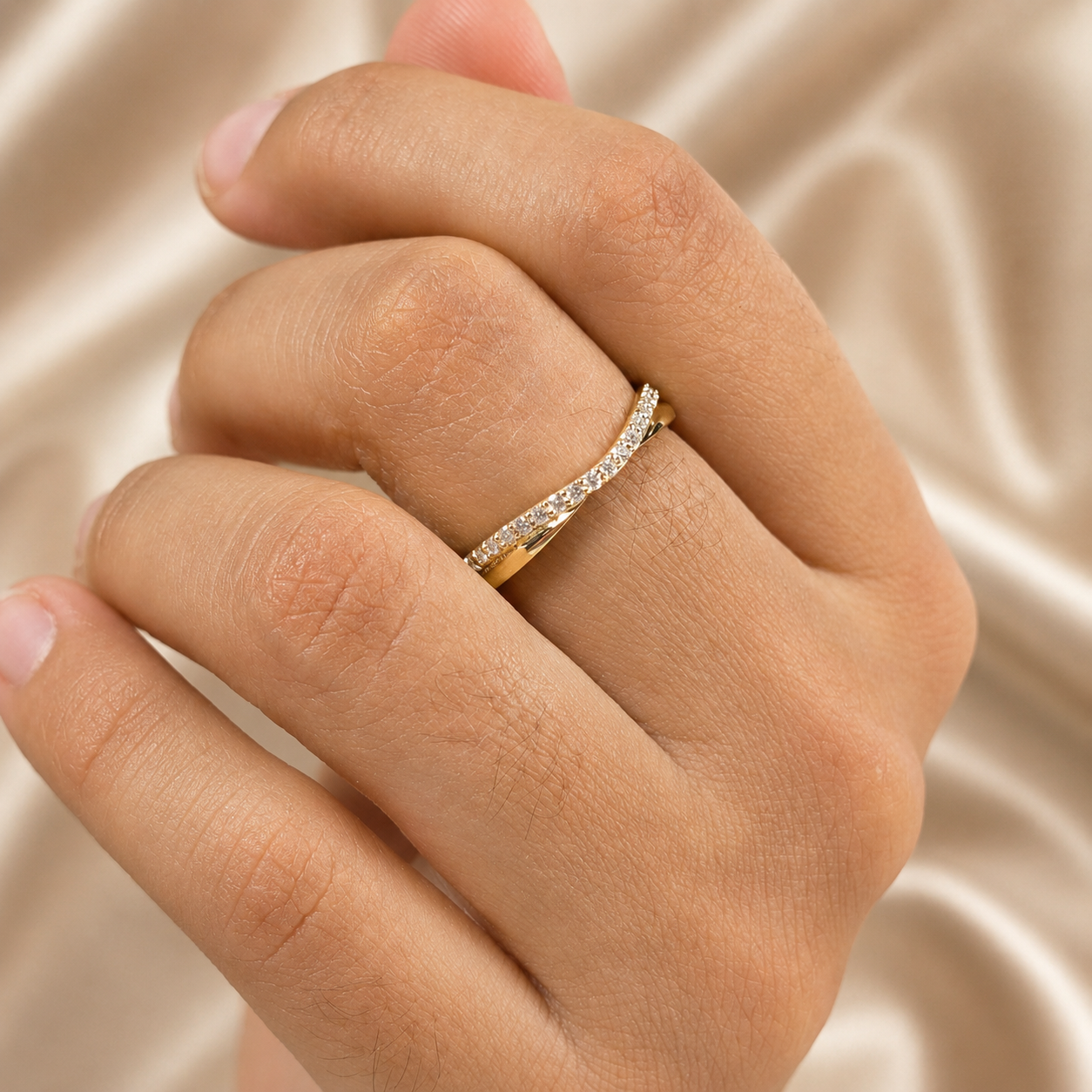 Round Lab Grown Diamond Crossover Band Customized Yellow Gold Curved Band