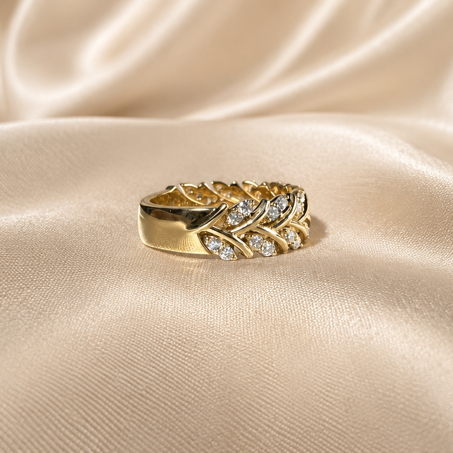 Round Lab Grown Diamond Leaf Ring Wedding Band Nature Inspired Diamond Ring