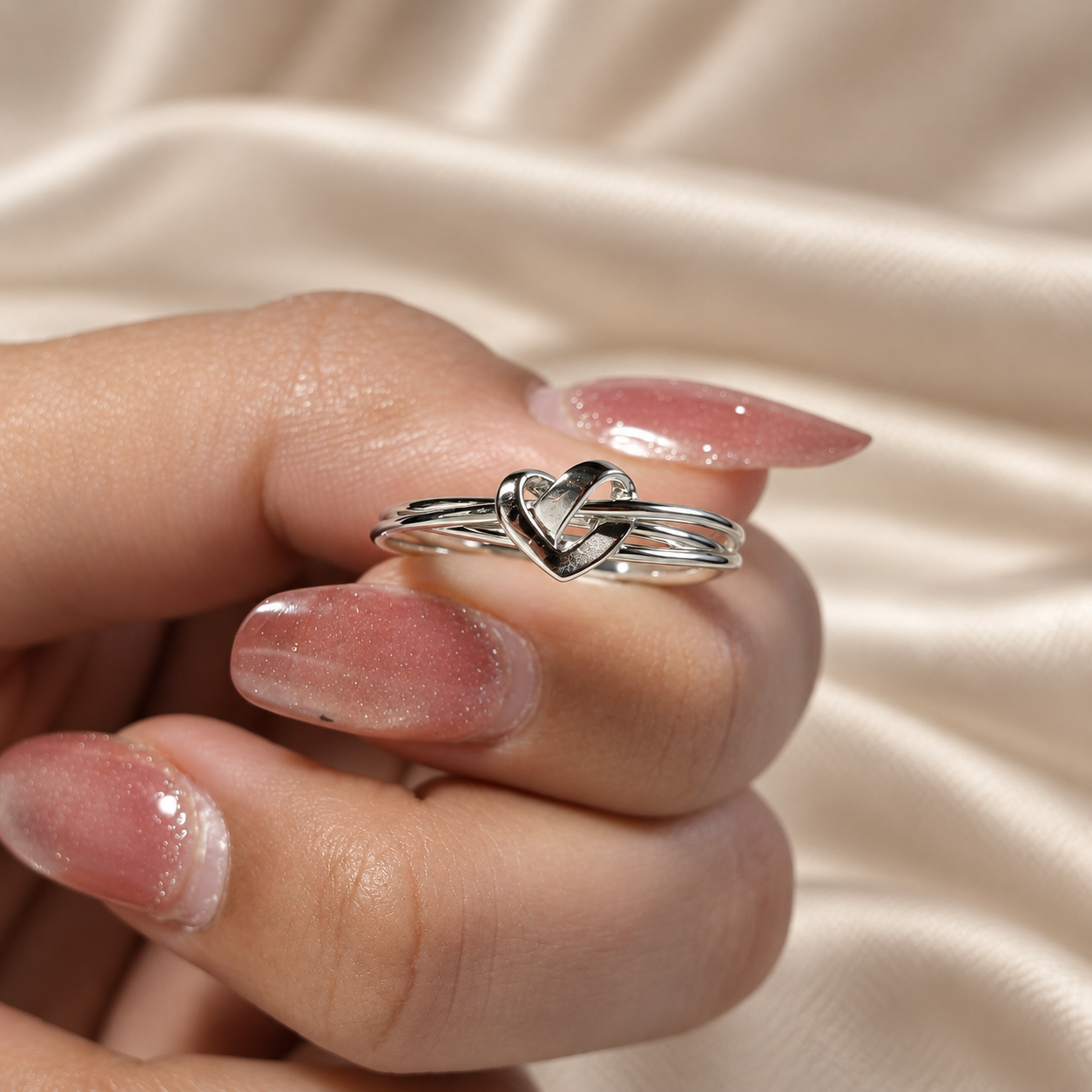 Knot Ring Infinity Heart Band Interlocking Classic Minimalist Wedding Band