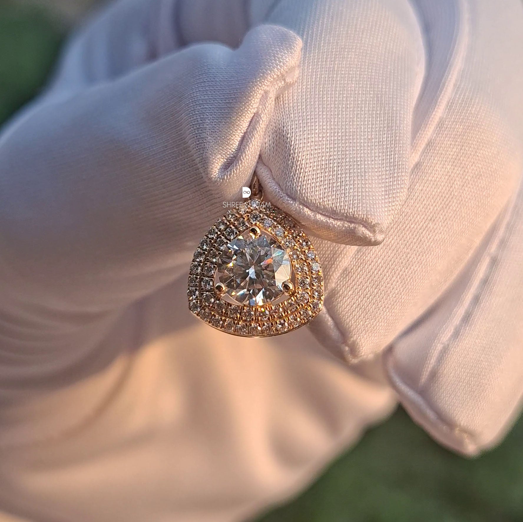 Round Halo Lab Grown Diamond Pendant Handmade Pendant