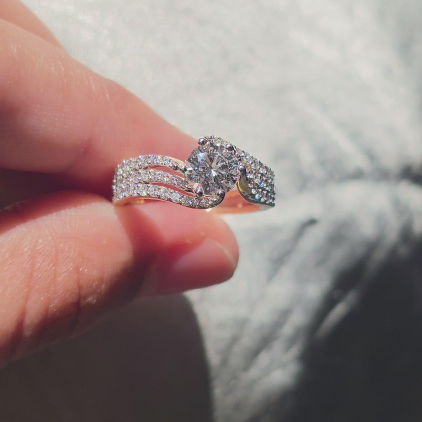 Round Lab Grown Diamond Twist Engagement Crossover Ring